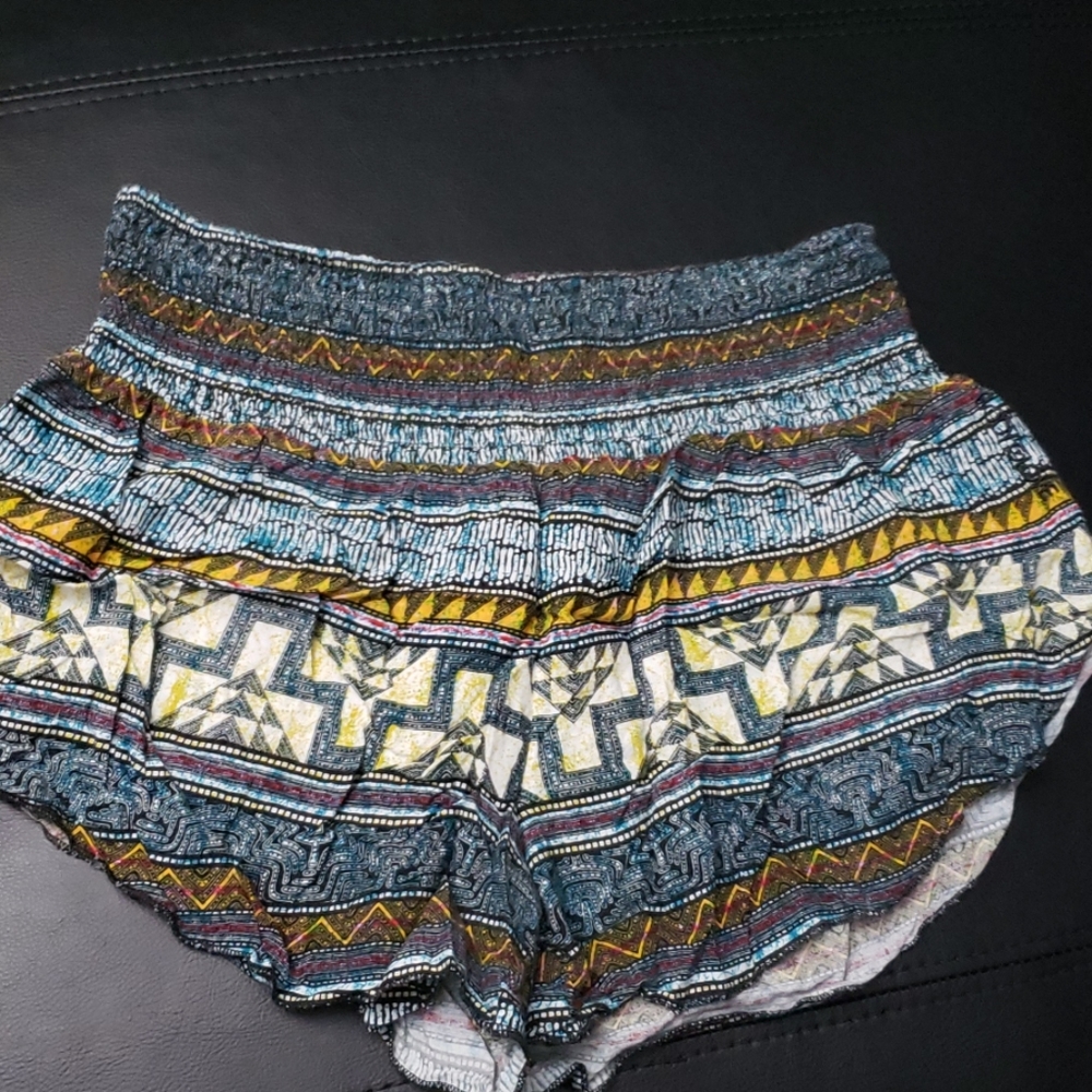 Body Glove High waisted shorts